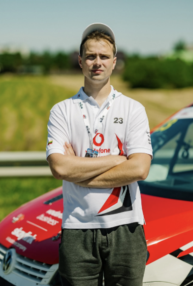 Driver in Moterra team kit